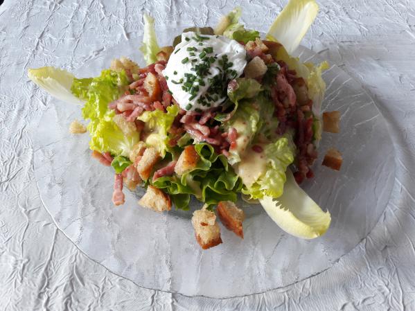 Salade lyonnaise