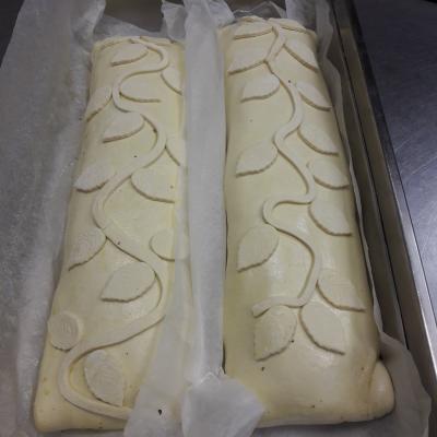 préparation filet de boeuf en croute decoré